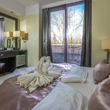 Gunaras Spa 4* Dombóvár